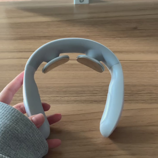 Intelligent Voice Neck Massager with Heat, Electric Pulse Neck Massager for Pain Relief, Intelligent Timing Shutdown 